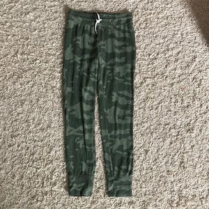 🩵3 for $15🩵 Camo old navy joggers